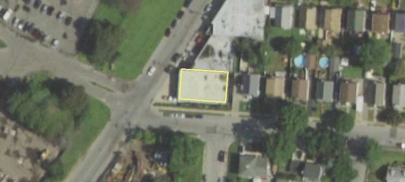 136 Cherry Vly Ave