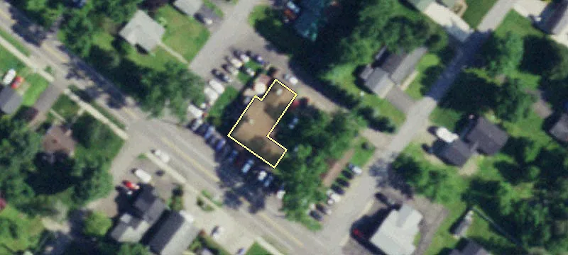 4958 Main St