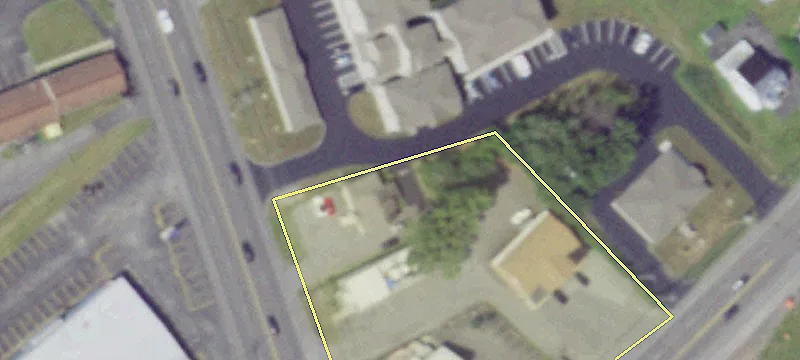 704 Old Liverpool Rd