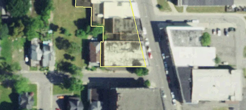 1802 Main St