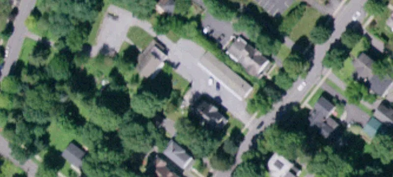 92 Chestnut St