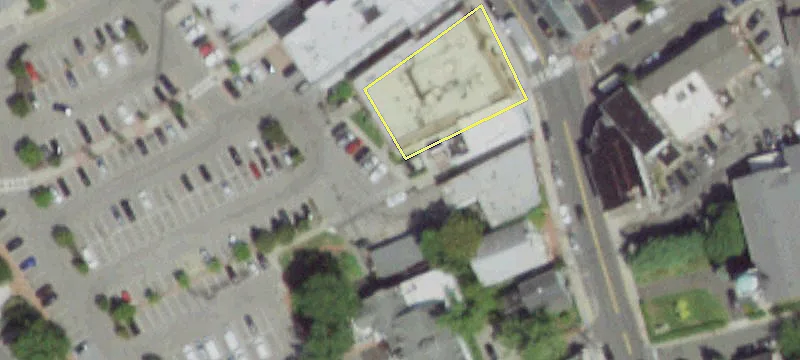 304 Main St