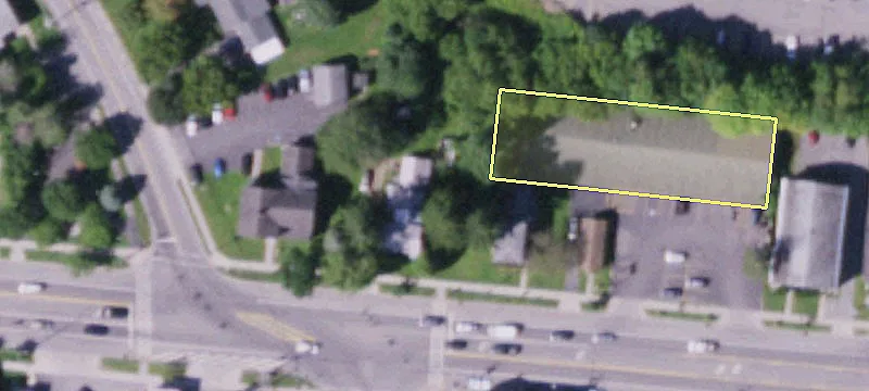 15 Main St