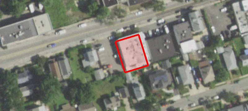 220 Westbury Ave