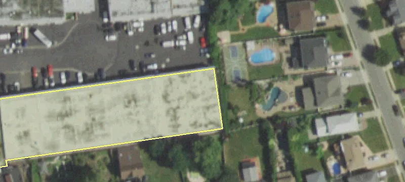 2490 Charles Ct