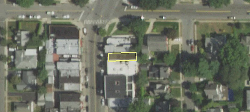 5 Nassau Blvd