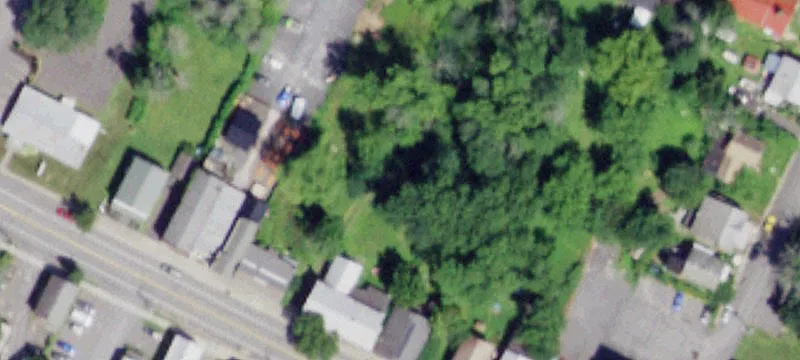 233 Mansion St