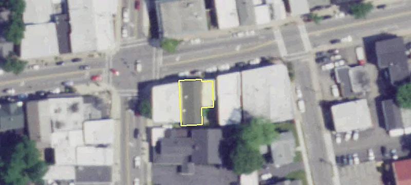 9 Main St