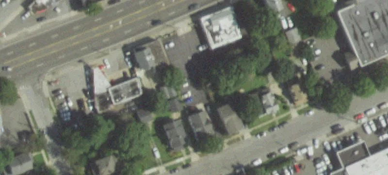 20 1st St