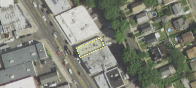142 Herricks Rd