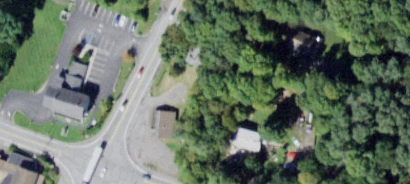 592-596 State Rte 208