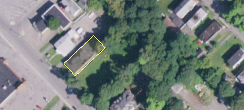 131-133 Guy Park Ave