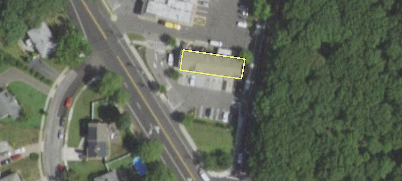758 Old Bethpage Rd
