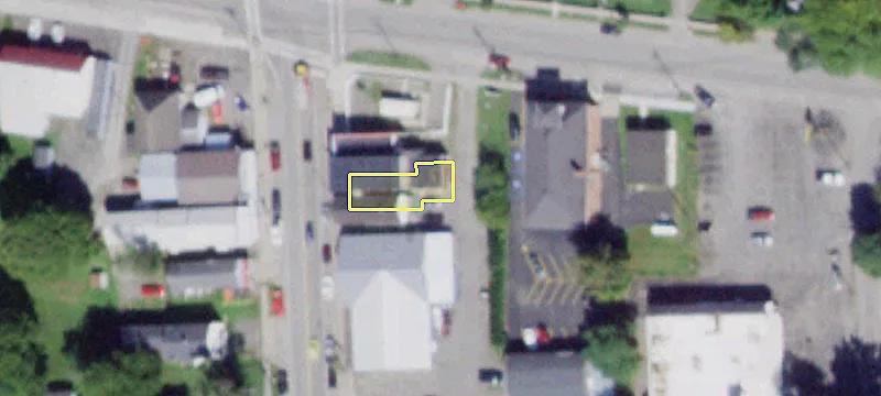 24 Main St