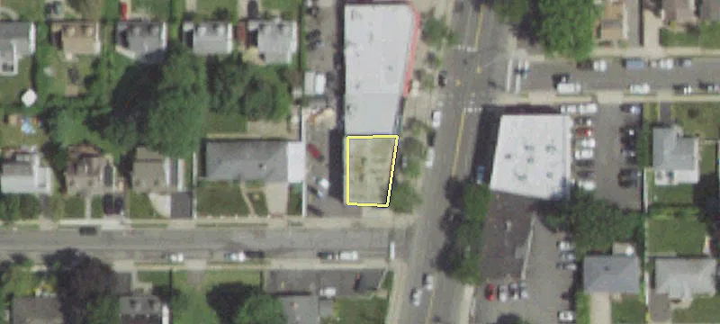 915 Broadway, Unit 923
