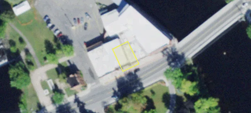 7 Maple St
