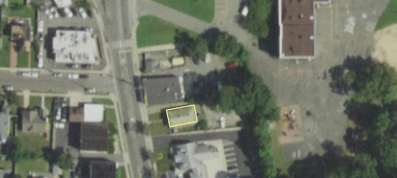 1673-1677 Newbridge Rd