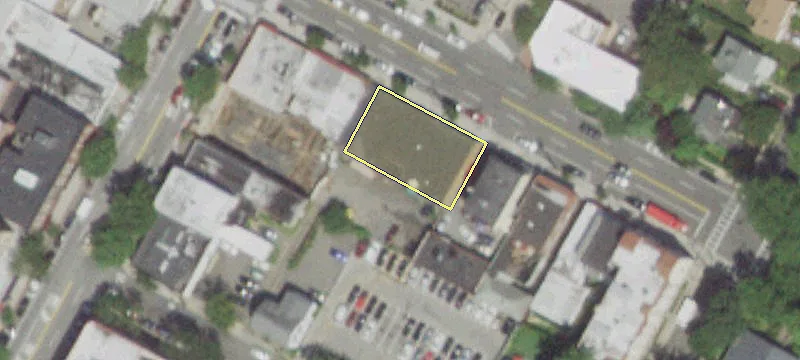 108 Chatsworth Ave, Unit 114