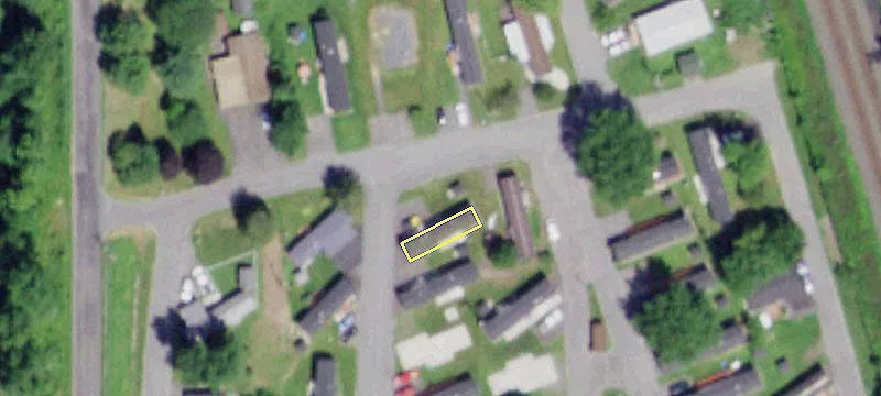 42-44 Winnie Ave