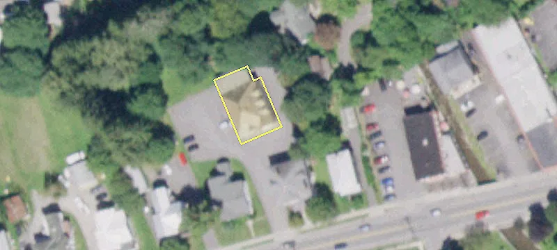 487 Main St