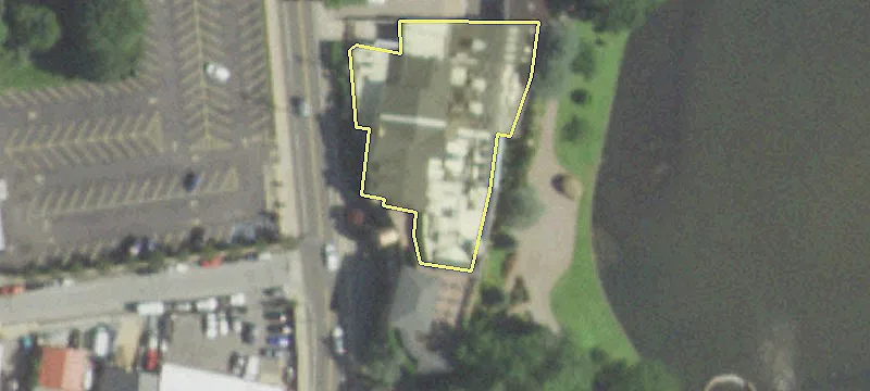70 Milburn Ave