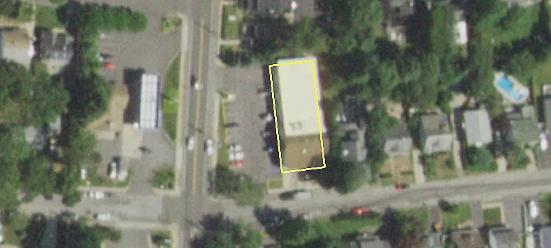 223 Islip Ave