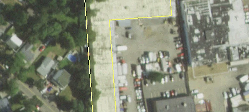 7 Ralph Ave