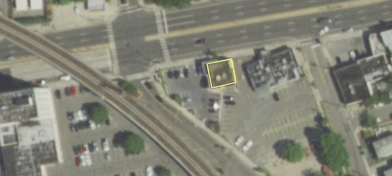 355 Sunrise Hwy