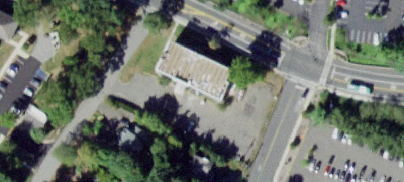 233 Lafayette Ave