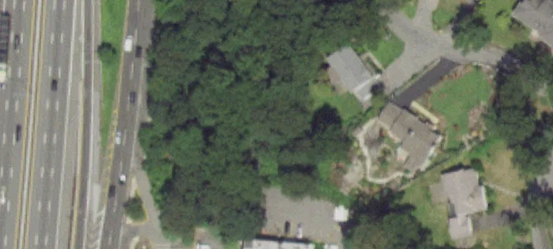 76 Allen Ave