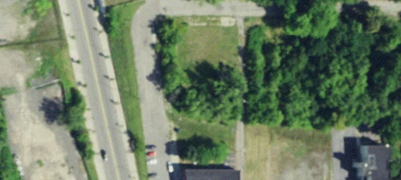 2217 Main St