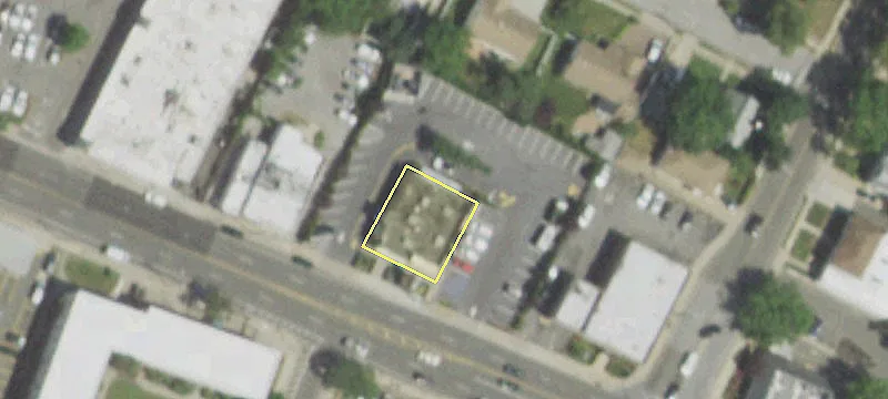 181 Merrick Rd