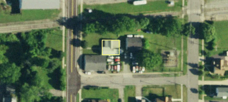 69 Main St