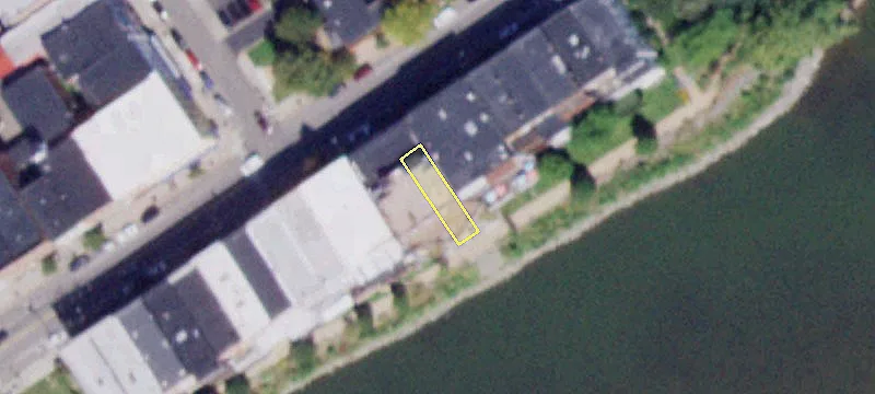 200-202 Frnt St