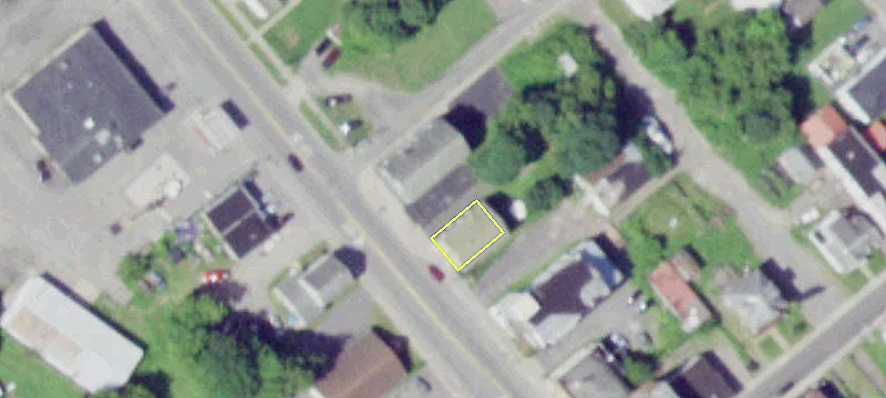 122 Main St