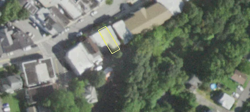 78 Vineyard Ave