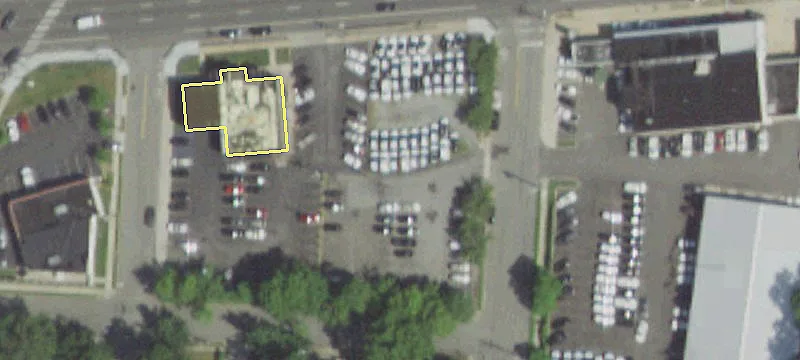 4440 Sunrise Hwy