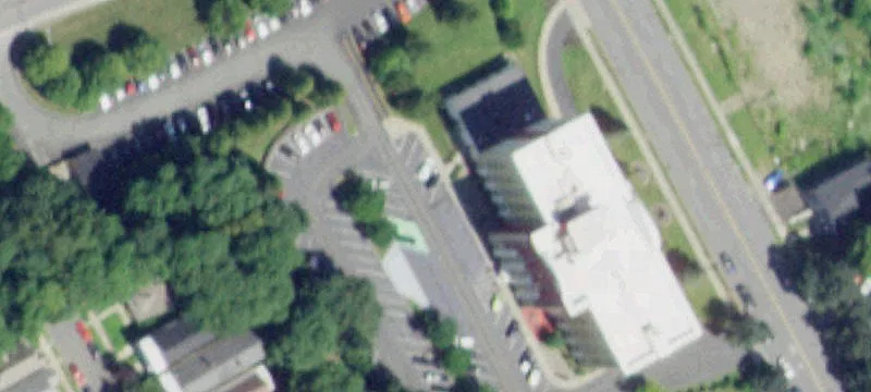 22 Holland Ave