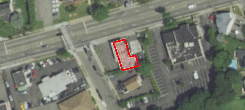 797 Old Country Rd