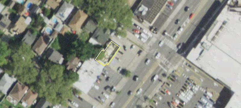 2425 Hylan Blvd