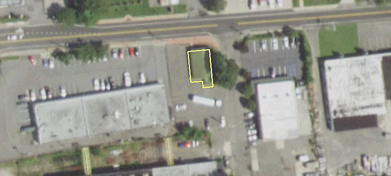 920 Johnson Ave