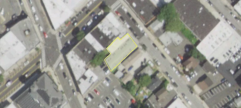 91 Carman Ave