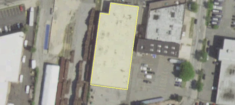 495 John St