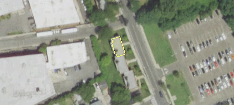 15 Doughty Blvd, Unit 37