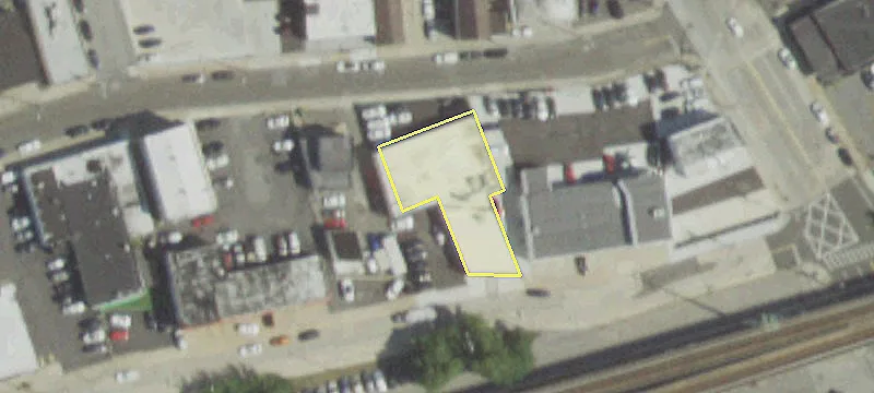 36 Grand Ave