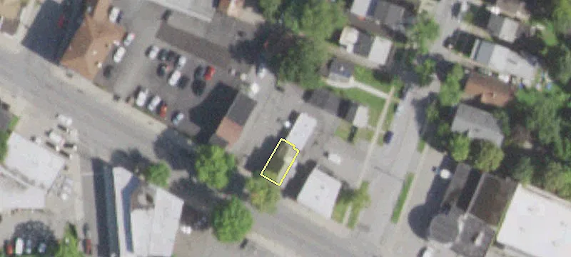 595 Main St