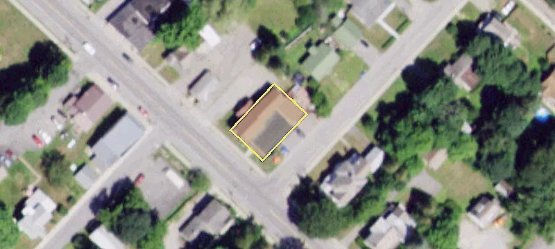 3908 Main St