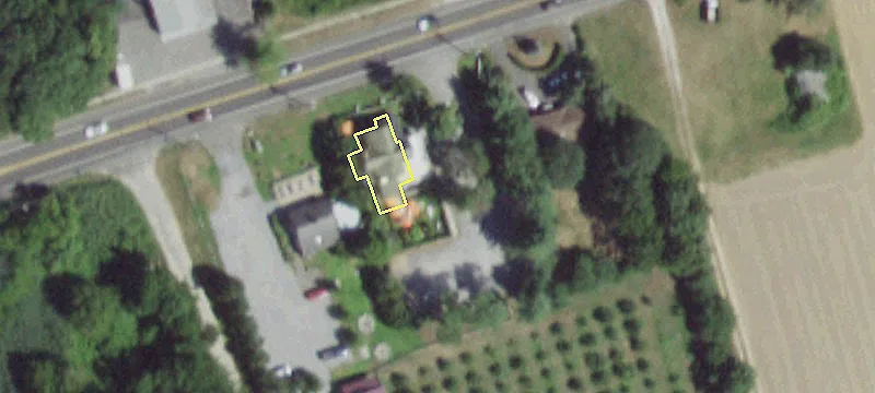 739 Main St