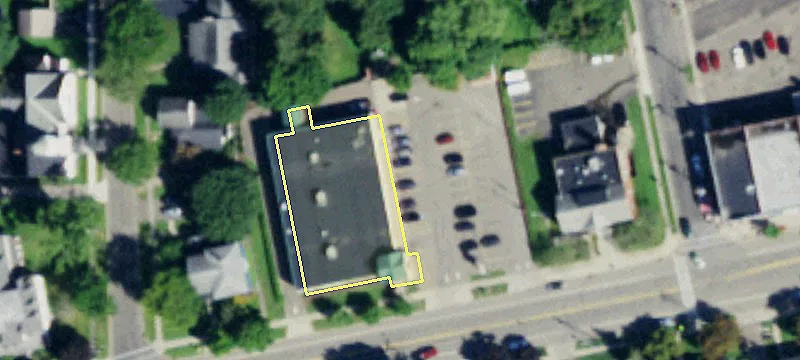 81 Main St