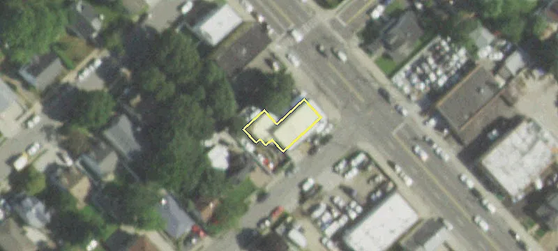 842 Nassau Rd